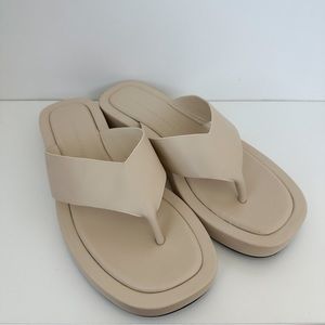 PRINCESS POLLY TAMPA SANDALS - BEIGE - SIZE 5 (FITS LIKE 6)